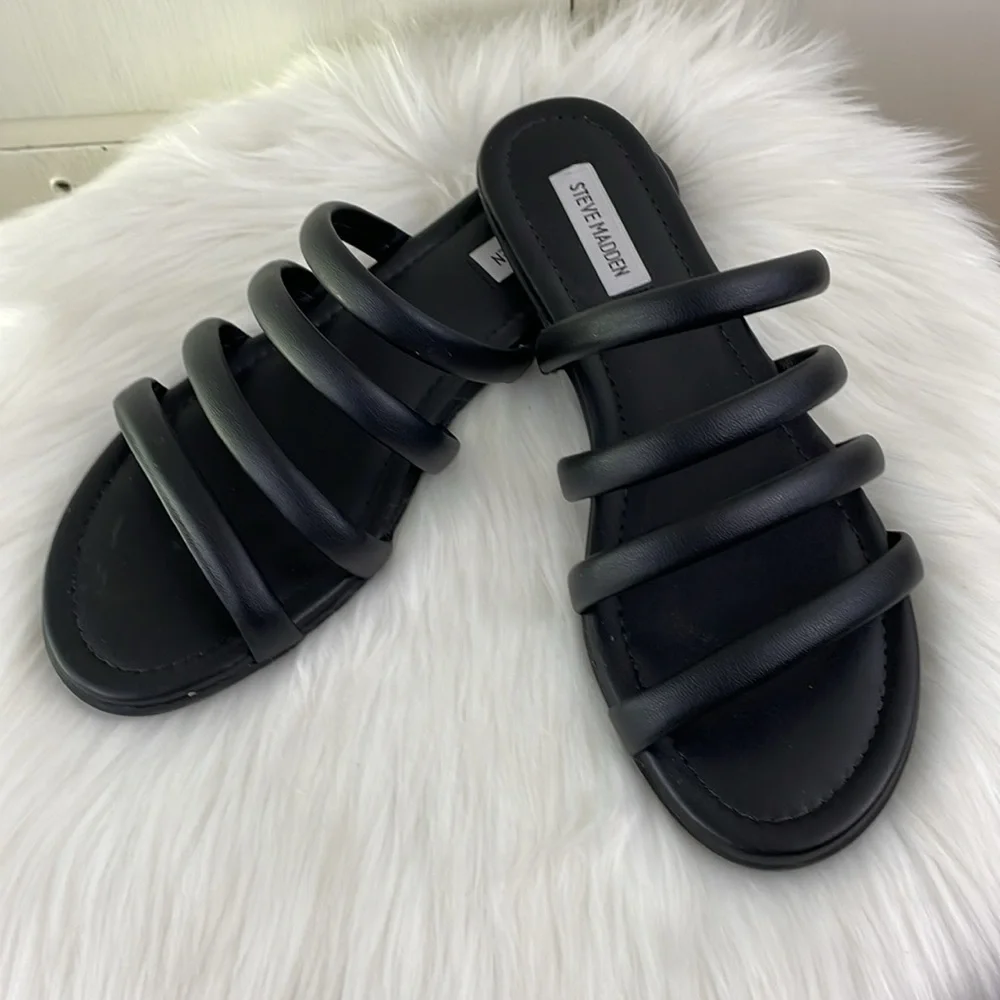 Steve Madden flat Slide Multi-Strap Sandals black 10